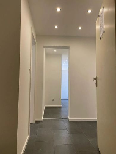 غرفة في شقة مشتركة في موقع مركزي ومع ذلك هادئ / Radolfzeller Straße 9, München / 5.OG / WE3054 / Zi.1 – Flur