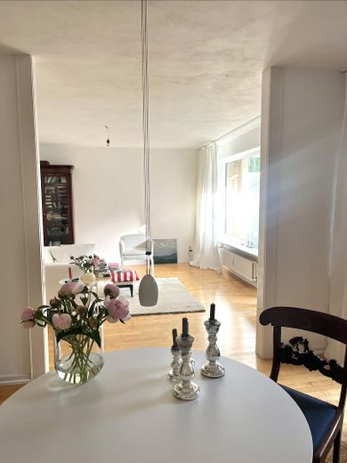 Sunny 3.5-room apartment with south-facing balcony in the heart of Hamburg – Foto 6