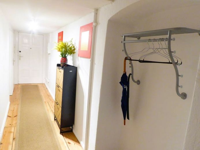 2-Zimmer-Altbau-Apartment mit Küche in Kreuzberg – e6809a4a-ee2a-4f43-913a-cf54a82a6789