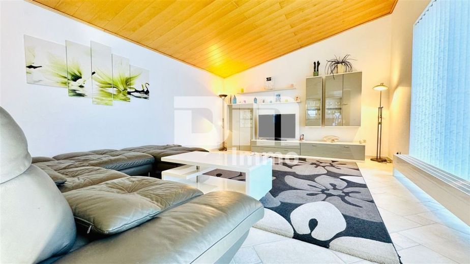 (R)eserviert! Altengerechter gepflegter Bungalow mit Gartenbereich, Terrasse, Garage – Offener Wohn / Essbereich / Zugang Terrasse