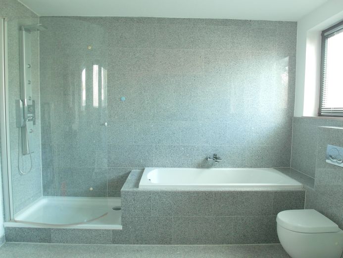 Badezimmer 2