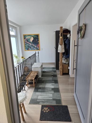 Einfamilienhaus in traumhafter Lage mit Panoramablick auf Bodensee und Schweizer Berglandschaft – Eingangsbereich/Flur