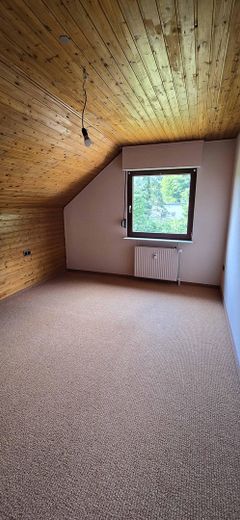 Schlafzimmer 1 DG