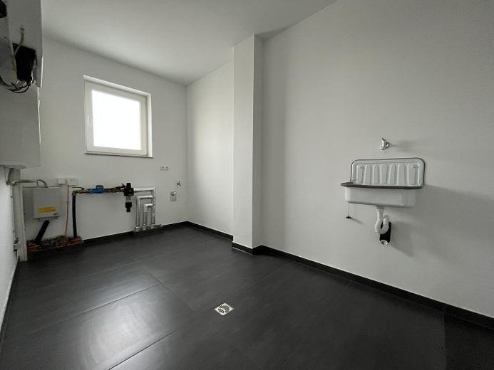 Moderne twee-onder-een-kapwoning met tuin en garage in Bad Münstereifel – HWR