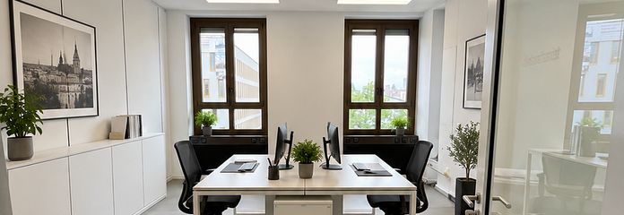 Pojedyncze biuro, workspace, atrakcyjna powierzchnia biurowa – Topowa lokalizacja Sendling – światłowód – winda – miejsca parkingowe – Büro möbliert