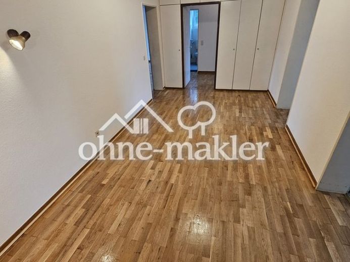 Großzügige ca. 100 m² Wohnung mit Parkett, Tageslichtbad und hellen Räumen – Foto 1