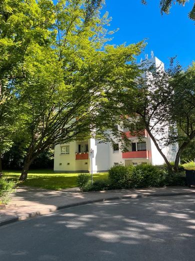 Bad Homburg'da komisyonsuz, ankastre mutfak ve balkon dahil aydınlık 3 odalı daire – sahibinden – Haus