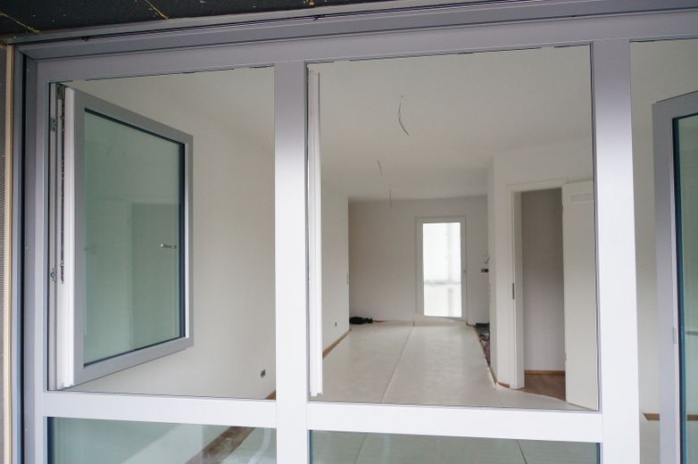 Balkon - Blick ins WoZi