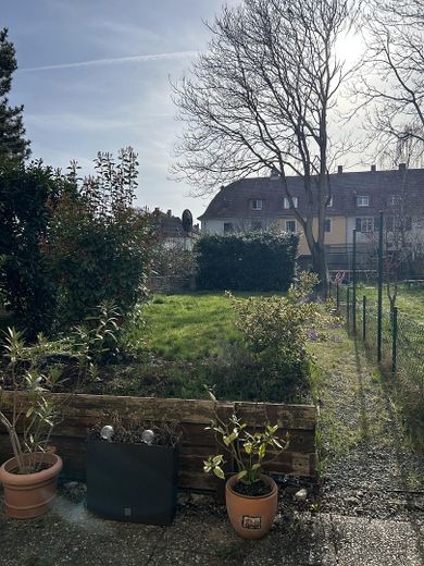 Reihenmittelhaus mit Altbaucharakter und Garten in LU-Mundenheim – Garten + Gemeinschaftsgarten