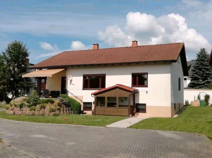 Modernisiertes Landanwesen mit Pferdehaltung | 250 m² | 4.000 m² – Wohnhaus