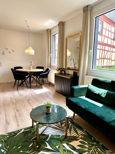 Wohnzimmer/ Essbereich 