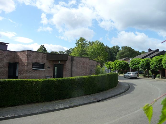 Exklusive, möblierte, ebenerdige Wohnung! Ruhige Toplage Münster-Nord-Wilkinghege – Hausansicht