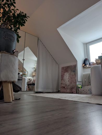 Schlafzimmer/ Kinderzimmer