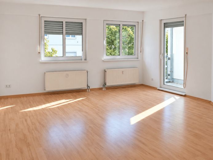 großzügige 2 Raum Wohnung am Marktplatz in Großkugel – Foto 1