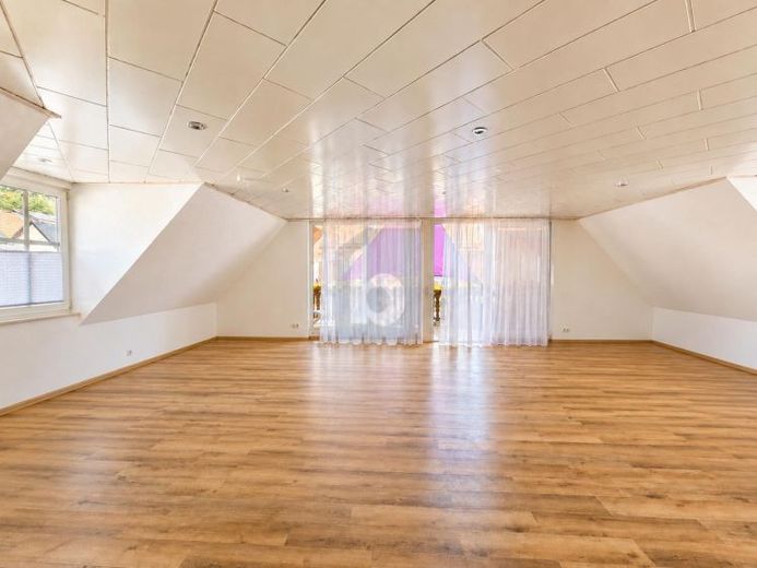 GENİŞ DOĞU BALKONLU 5 ODALI DUBLEKS DAİRE – Fotoğraf 1
