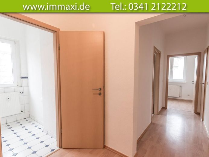 AB 01.06.2026  WAHREN + 3 RAUM WOHNUNG + 2.OG + BALKON – Flur Beispiel
