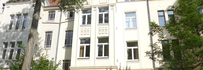 Кёльн-Клеттенберг, квартира в старом доме в престижном районе, 3-й этаж – Ansicht Haus