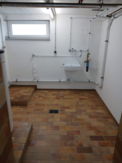 Piso de 4 habitaciones completamente renovado con balcón en Trier-Heiligkreuz – de alta calidad y listo para entrar a vivir – HWR + Heizung (Kellerraum 1)