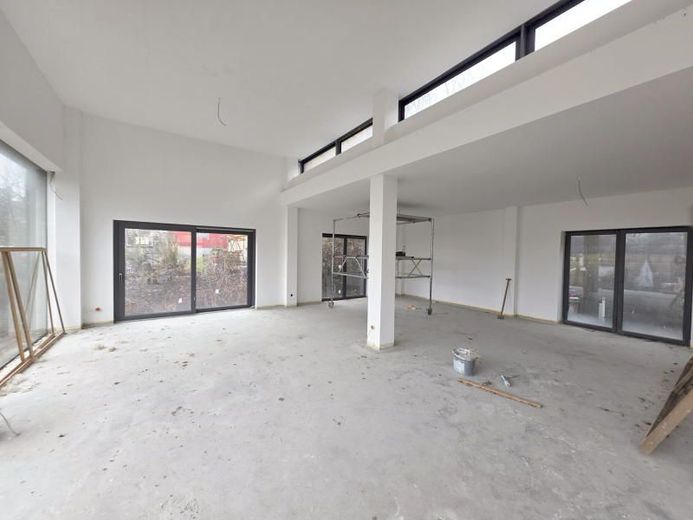 Veredelter Rohbau im Loftstil mit Panoramablick – Bild 4