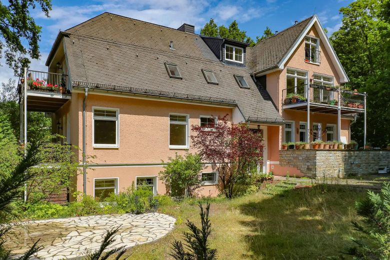 PROVISIONSFREI (Privatverkauf): Große 4-Zimmer-Wohnung in historischen Villa am Naturschutzgebiet – Foto 9