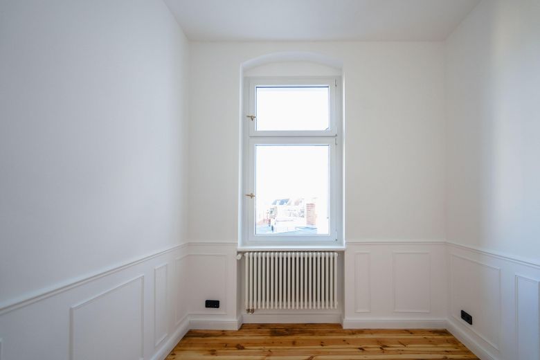 Provisionsfrei: Erstbezug am Volkspark Wilmersdorf, 3-Zi Stuck-Altbau, Balkon, Blicke über die Stadt – Zimmer 3