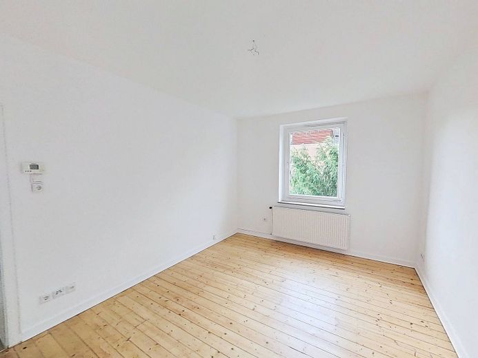 Hübsche 2-Zimmer-Wohnung mit Tageslichtbad in Bielefeld-Mitte – Ansicht I: Schlafzimmer