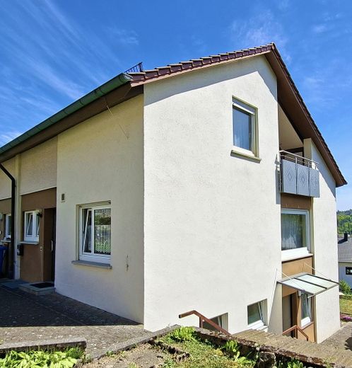 Doppelhaushälfte in stadtnaher Panoramalage von Schwäbisch Gmünd – Westansicht