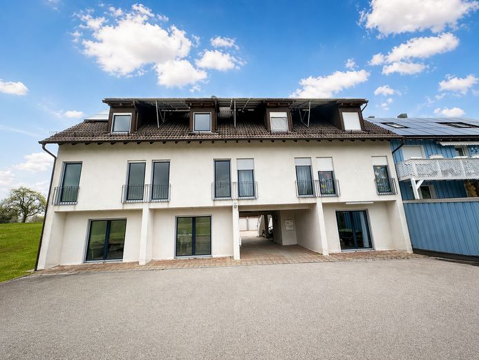 Erstbezug nach Renovierung – Helle 3,5-Zimmer Wohnung in ruhiger Lage von Mainhardt – Außenansicht