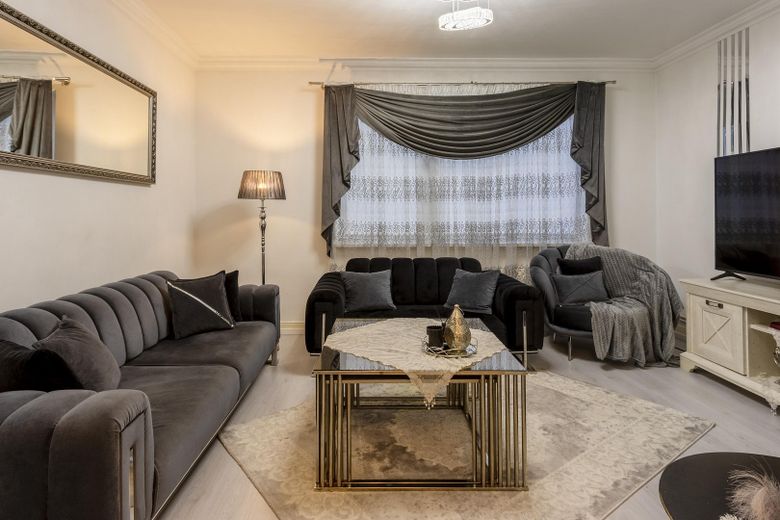 Blick in Zimmer 2 Wohnzimmer