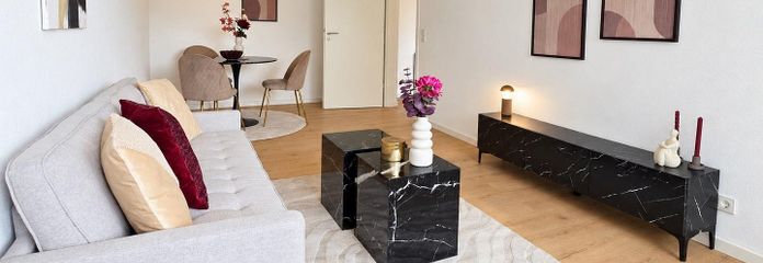Odnowione mieszkanie 2-pokojowe z balkonem, windą i miejscem postojowym w Saarbrücken – St. Arnual