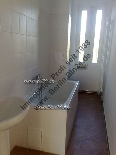 Bezug nach Sanierung - Wohnung - Mietwohnung – 2011-10-22 14-08-13