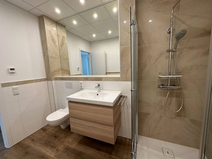 3 Zimmer Wohnung am Bach – Dusche