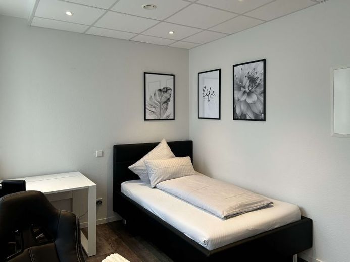 Voll ausgestattetes, schönes 1-Zimmer-Apartment zentral in Niederrad – Foto 1