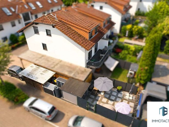 3-Zimmer-Maisonettewohnung ohne Hausgeld! mit Garten, Balkon und Carport - Energieeffizienzklasse A+ – फोटो 1