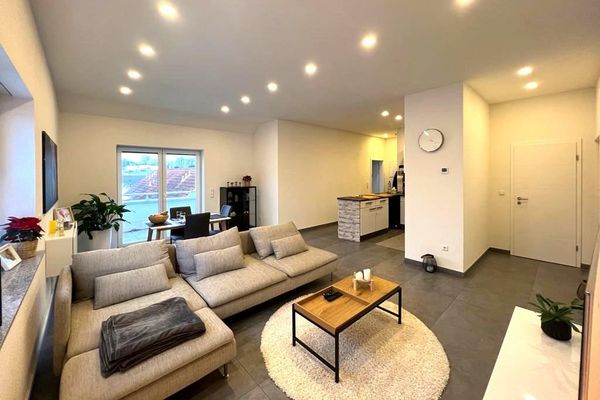 Moderne 3-Zimmer-Wohnung mit Balkon, Einbauküche und Fußbodenheizung