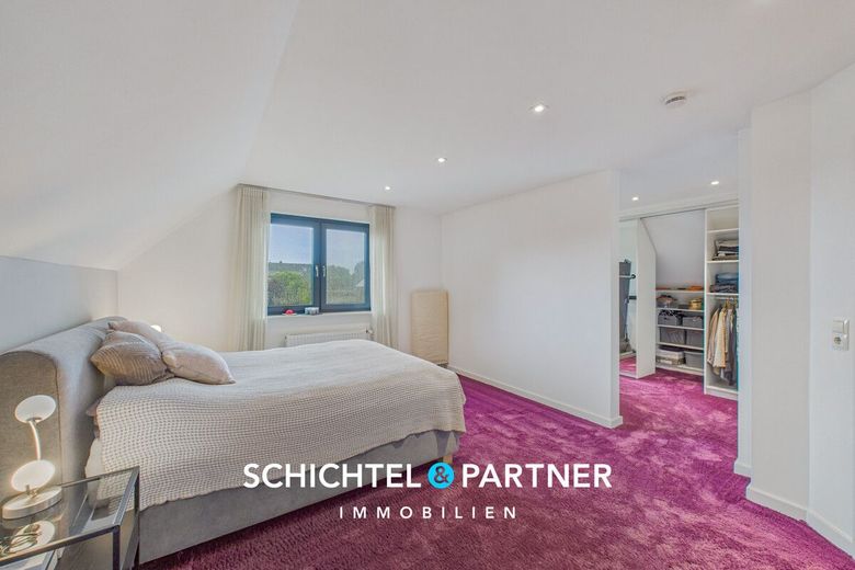 Hagen | Bezugsfertiges Einfamilienhaus | 2023 hochwertig modernisiert – S&amp;P | Schlafzimmer