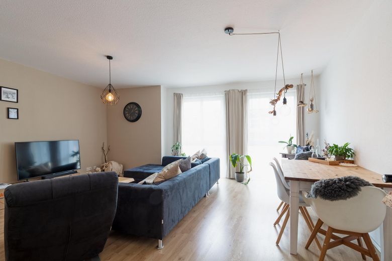 Wohnzimmer 1.2