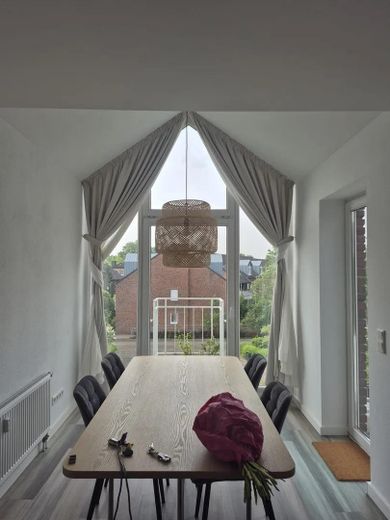 Schöne 2-Zimmer-Wohnung auf 68qm in unmittelbarer Nähe zum Rhein – Foto 4
