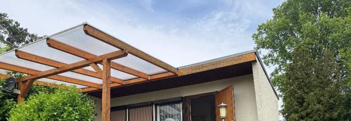 घर के पास, रोज़मर्रा की जिंदगी से दूर