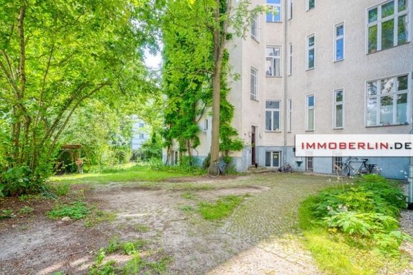IMMOBERLIN.DE - Exquisite Stuck-Altbauwohnung mit Südbalkon nahe Schlosspark