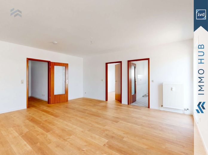 ++ Terrasse + 2 Balkone + 1 Stellplatz – Bezugsfreie 3-Zimmer-Wohnung im Zentrum-Süd ++ – 5489231-bsaBT4zjgmDYipNHgc4JozLV-IH-LE-Emi11a-06302026_132212_Bildbearbeitung.jpg