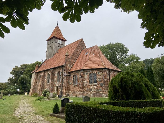 Bodden ile Baltık Denizi arasında – Die Katharinenkirche