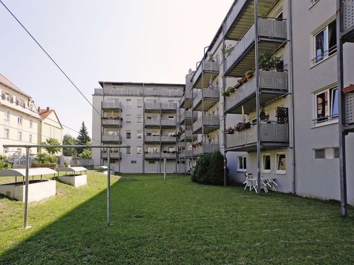Fully renovated 3-room apartment with balcony. – Photo 1