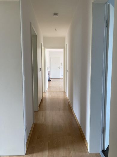 Flur mit Einbauschrank