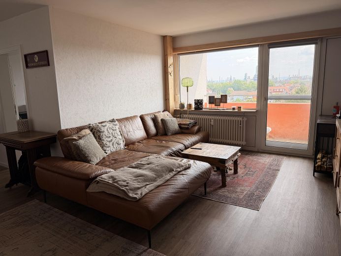 Без комісії: 3-кімнатна квартира з балконом і ліфтом – Wohnzimmer