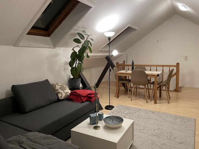 Möblierte 3 Zimmer Maisonette Wohnung in zentraler Lage zu vermieten – Foto 14