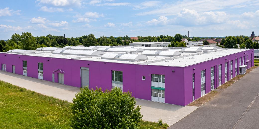 गोदाम, उत्पादन, कार्यालय/सामाजिक कक्ष 750m² + 206m², खुला क्षेत्र >5000m² (विकल्प + CNC मशीनिंग लगभग 400m²) – फोटो 17