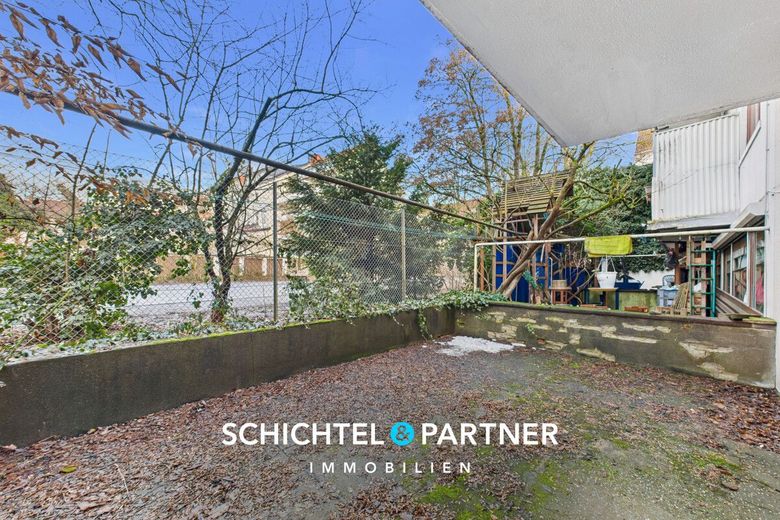 Bahnhofsvorstadt | Studentenhaus mit zwei Balkonen und Terrasse – S&amp;P | Terrasse