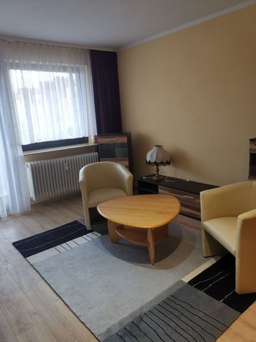 Möbliertes 53-m²-Apartment in Worms – komplett eingerichtet & sofort verfügbar – Wohnbereich