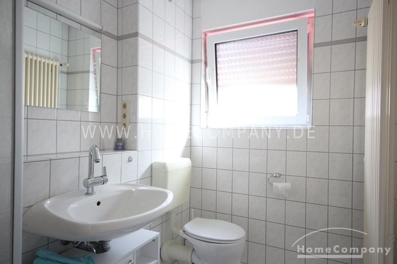 Saarbrücken, hochwertig renovierte 2 Zimmer Wohnung mit sonniger Terrasse + Stellplatz – 10cf2e69641f1fda121b8511f0172ca1534732c6.jpg